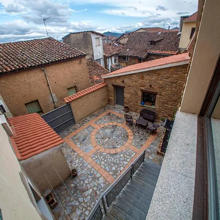 At La Abuela Antonia-el Gurugu * Torre de Don Miguel